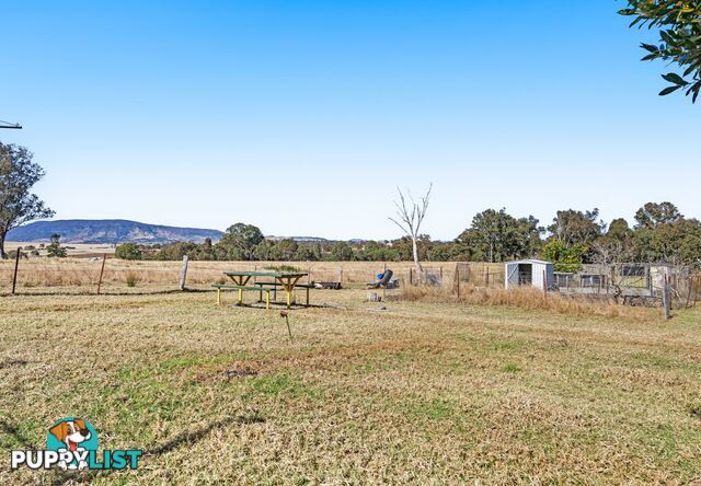 27 King Street YANGAN QLD 4371