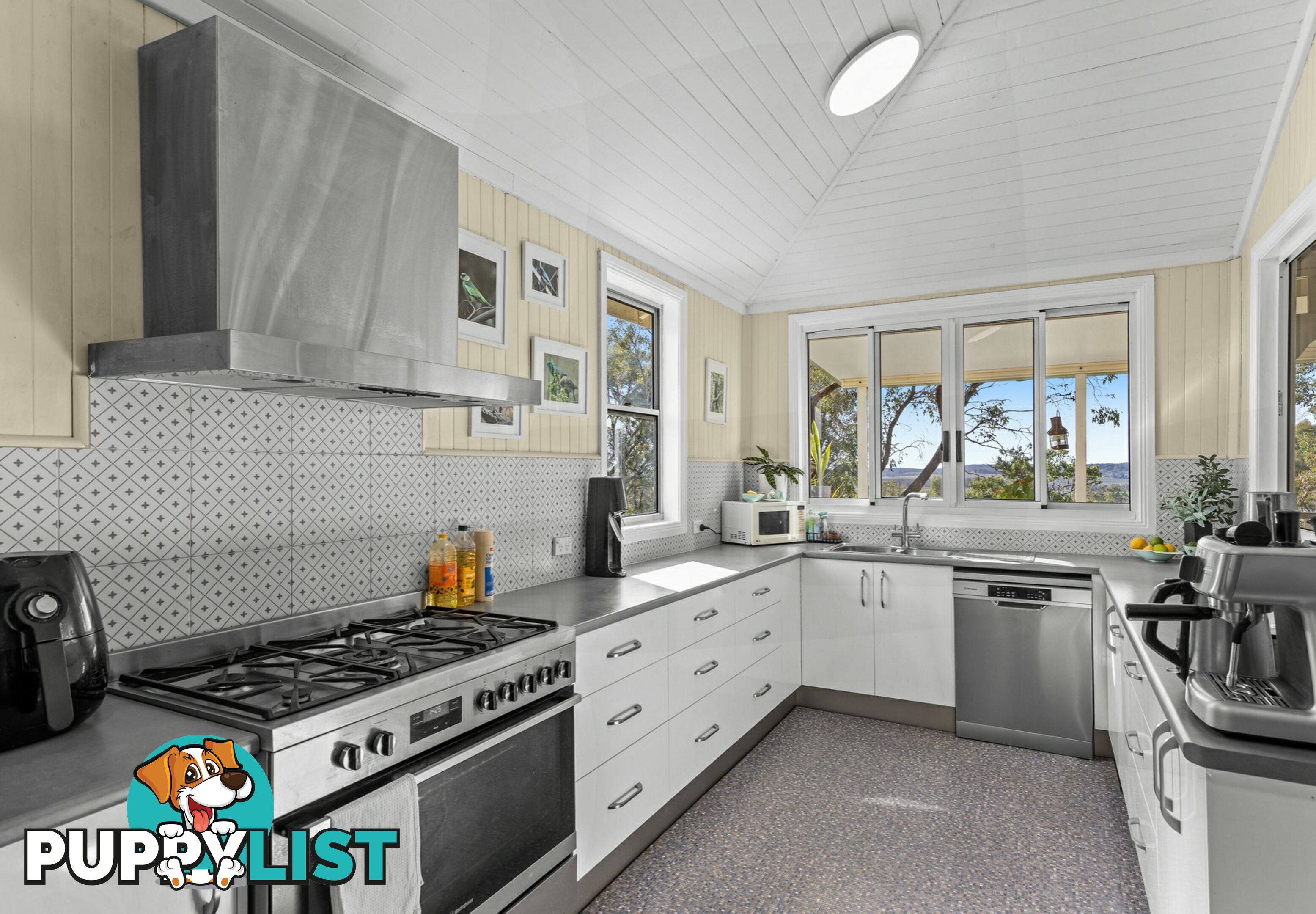 200 Warner Street ROSENTHAL HEIGHTS QLD 4370