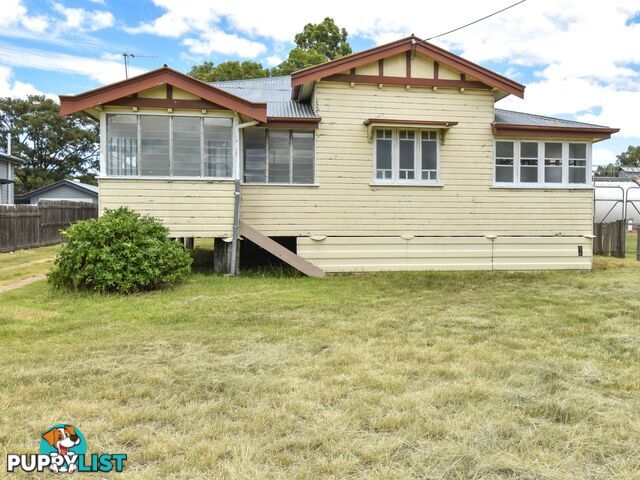 39A Lyons st WARWICK QLD 4370