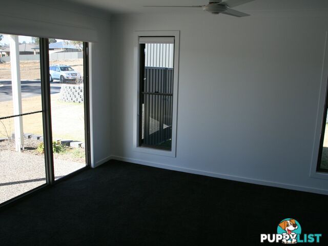 14 Pera Crescent WARWICK QLD 4370