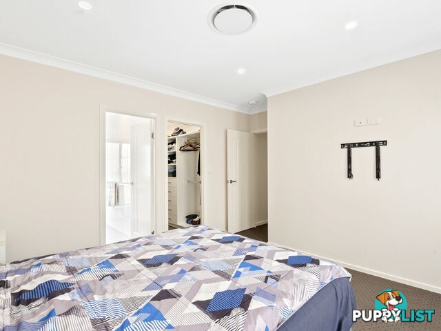 5 Lookout Place ROSENTHAL HEIGHTS QLD 4370
