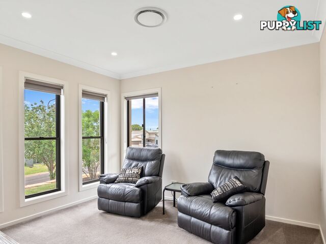 5 Lookout Place ROSENTHAL HEIGHTS QLD 4370