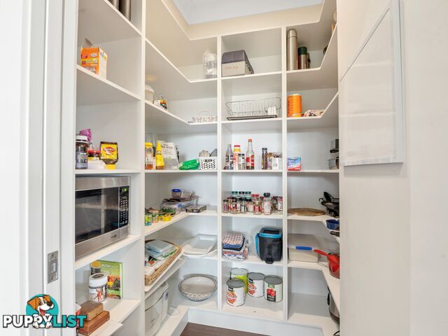 5 Lookout Place ROSENTHAL HEIGHTS QLD 4370