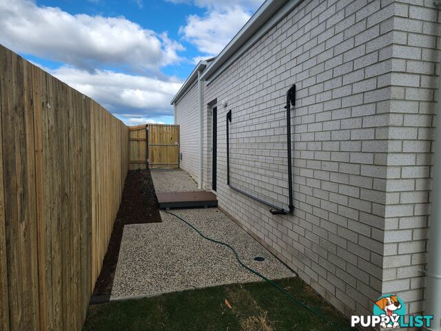 21 Crebra Court WARWICK QLD 4370