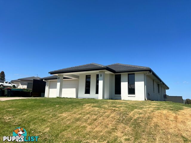 14 Natasha Drive WARWICK QLD 4370