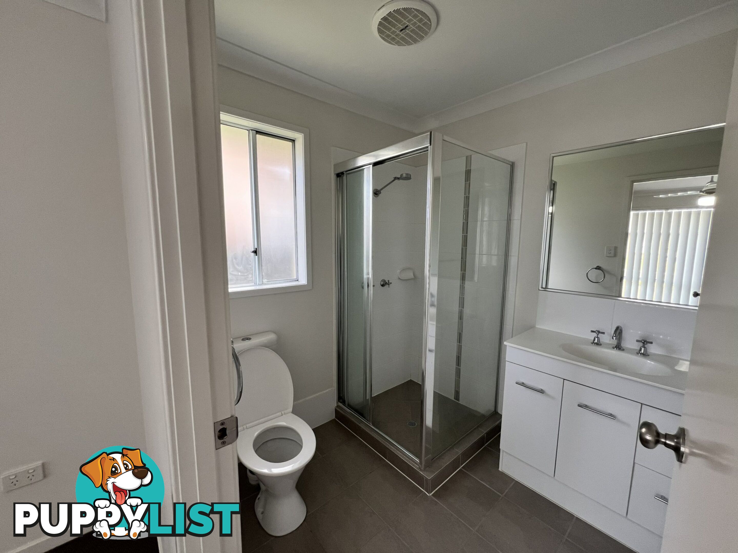76 Maynes Street ROSENTHAL HEIGHTS QLD 4370