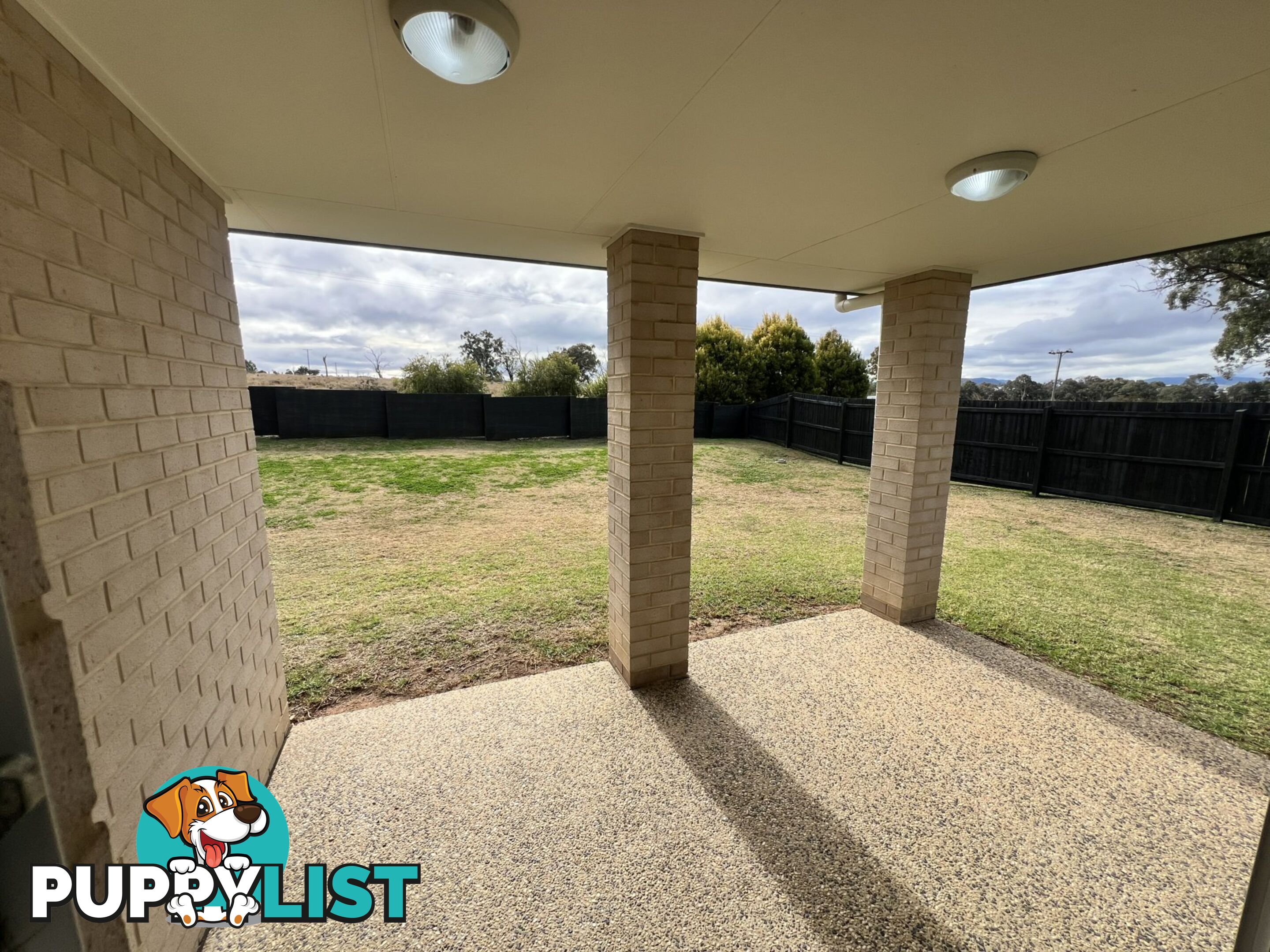 76 Maynes Street ROSENTHAL HEIGHTS QLD 4370