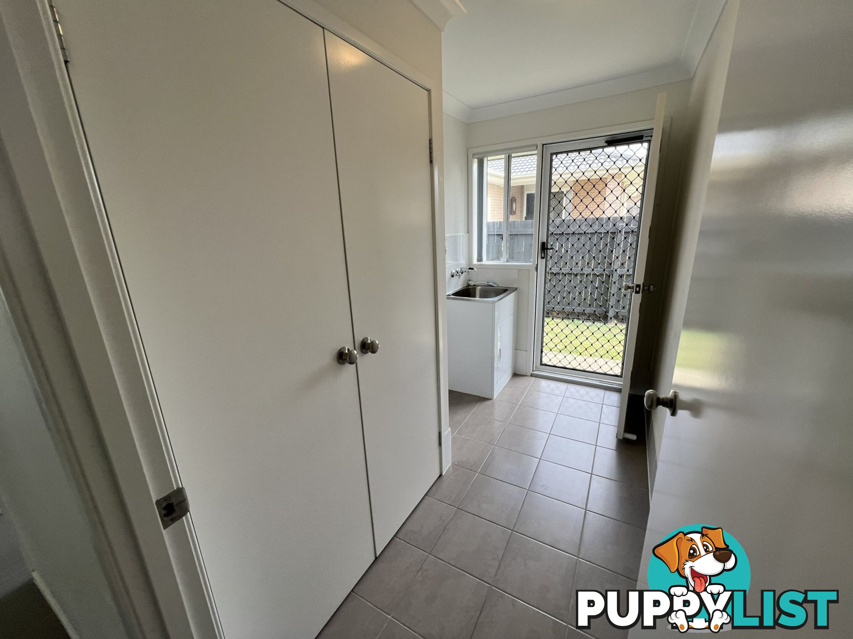 76 Maynes Street ROSENTHAL HEIGHTS QLD 4370