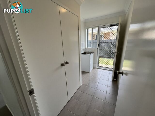 76 Maynes Street ROSENTHAL HEIGHTS QLD 4370