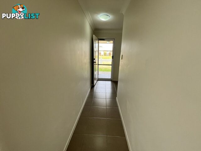 76 Maynes Street ROSENTHAL HEIGHTS QLD 4370
