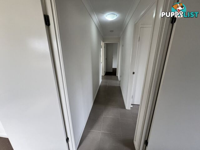 76 Maynes Street ROSENTHAL HEIGHTS QLD 4370