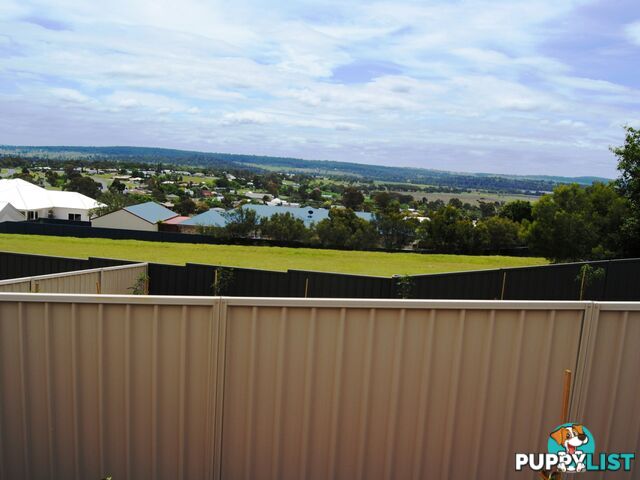 8a Lookout Place WARWICK QLD 4370