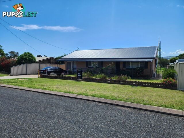 12 Redgwell Street WARWICK QLD 4370