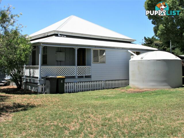 11 Drayton Street ALLORA QLD 4362