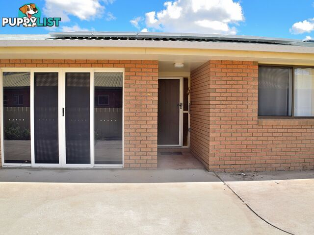 2/11 Barth Street WARWICK QLD 4370