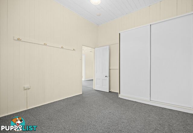 30 Stewart Avenue WARWICK QLD 4370