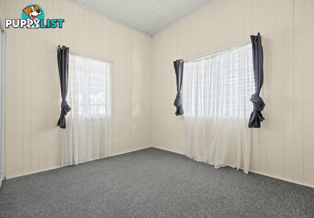 30 Stewart Avenue WARWICK QLD 4370