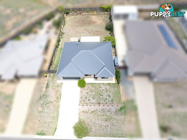 5 Capital Drive ROSENTHAL HEIGHTS QLD 4370