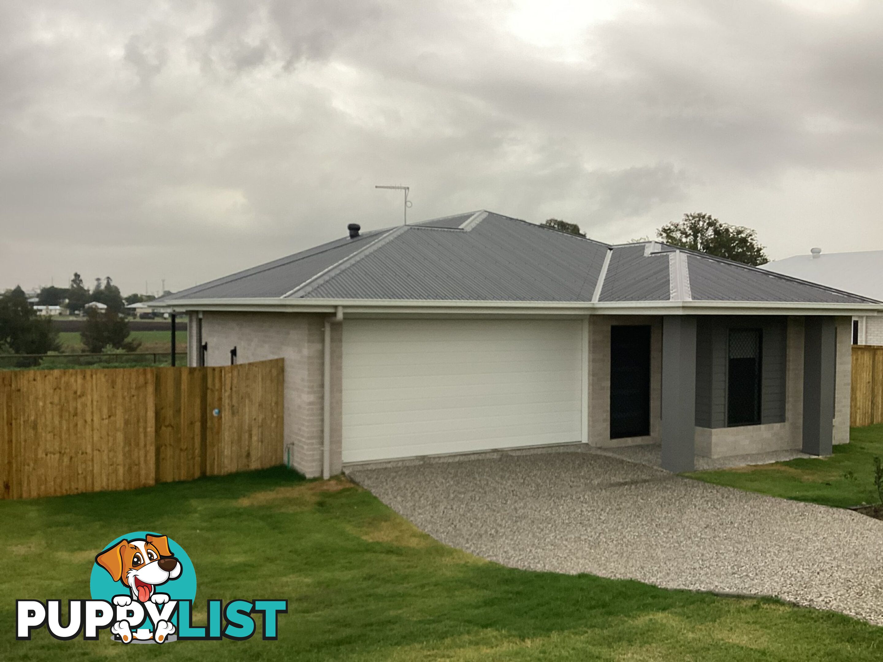 9 Crebra Court WARWICK QLD 4370