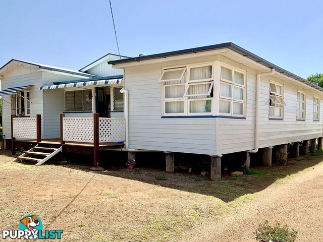 6 Deconlay Street WARWICK QLD 4370