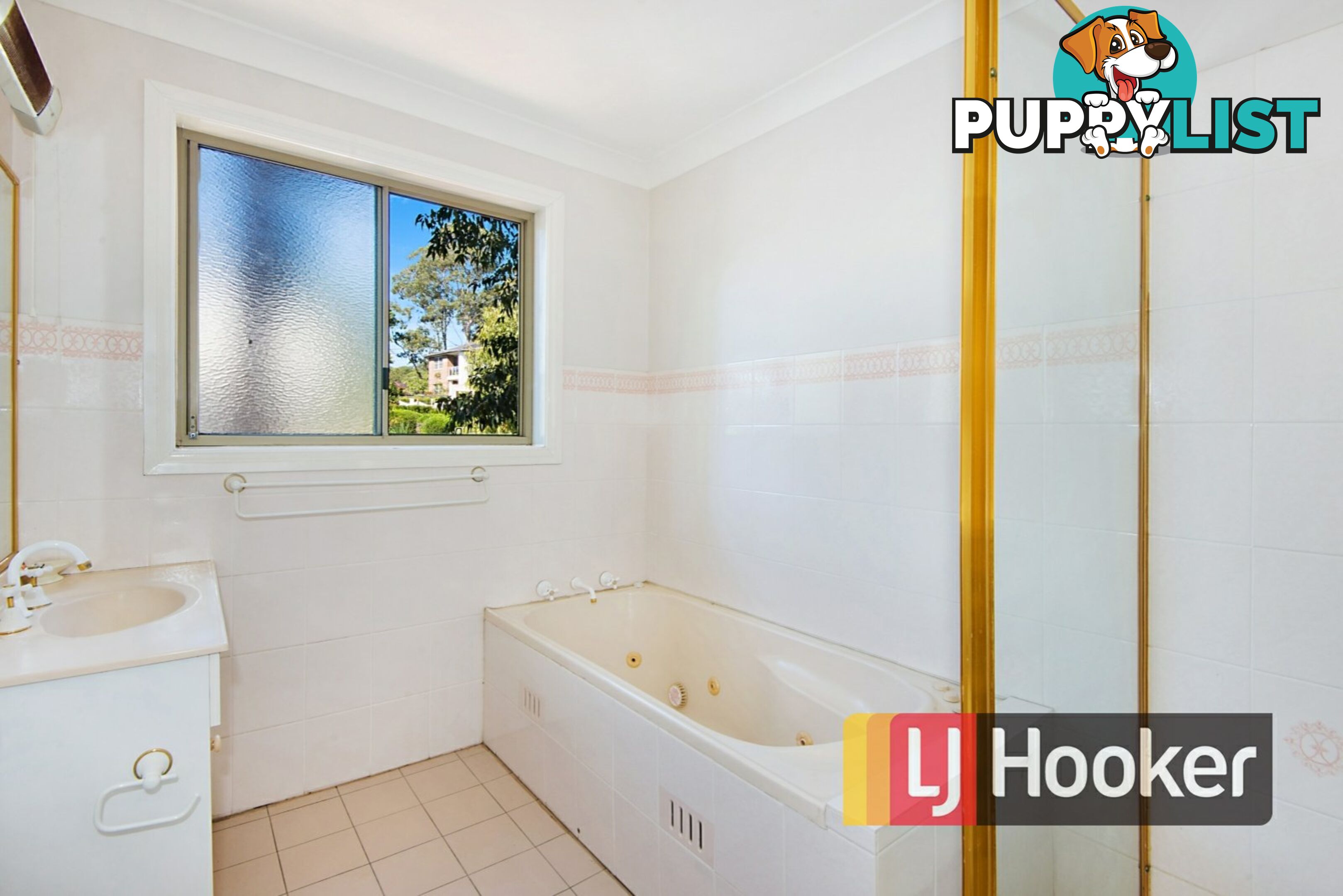 12a Garthowen Crescent CASTLE HILL NSW 2154