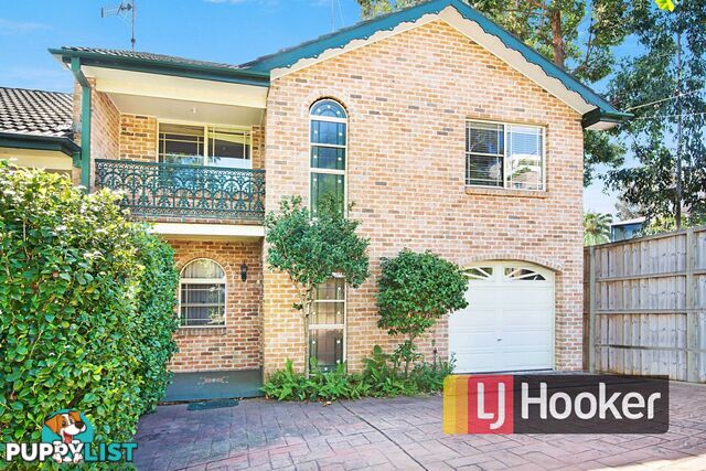 12a Garthowen Crescent CASTLE HILL NSW 2154