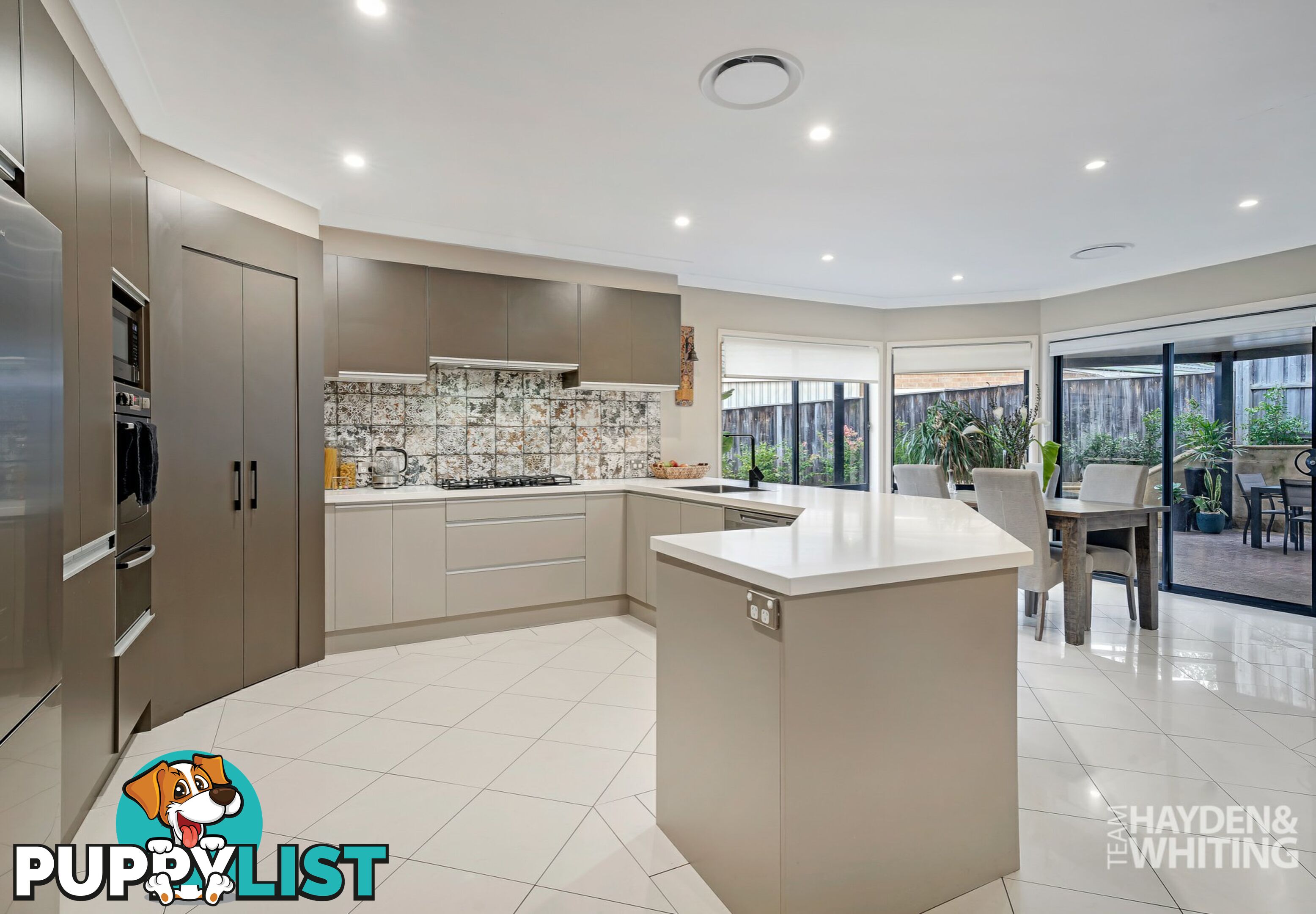 11 Bordeaux Crescent CASTLE HILL NSW 2154