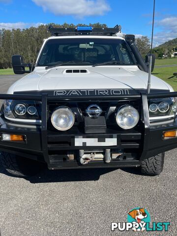 2006 Nissan Patrol cab Chassis Manual