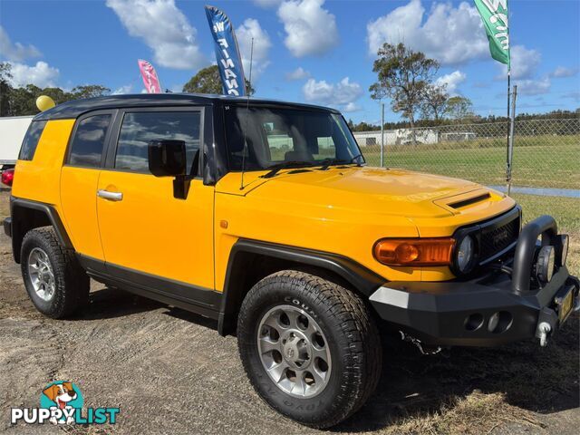 2012 TOYOTA FJCRUISER  GSJ15R 4D WAGON
