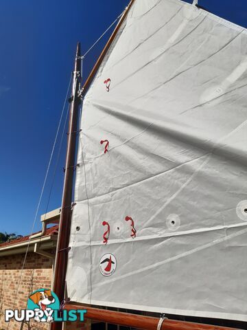 Sailing dinghy 4.3 metres long, wooden construction