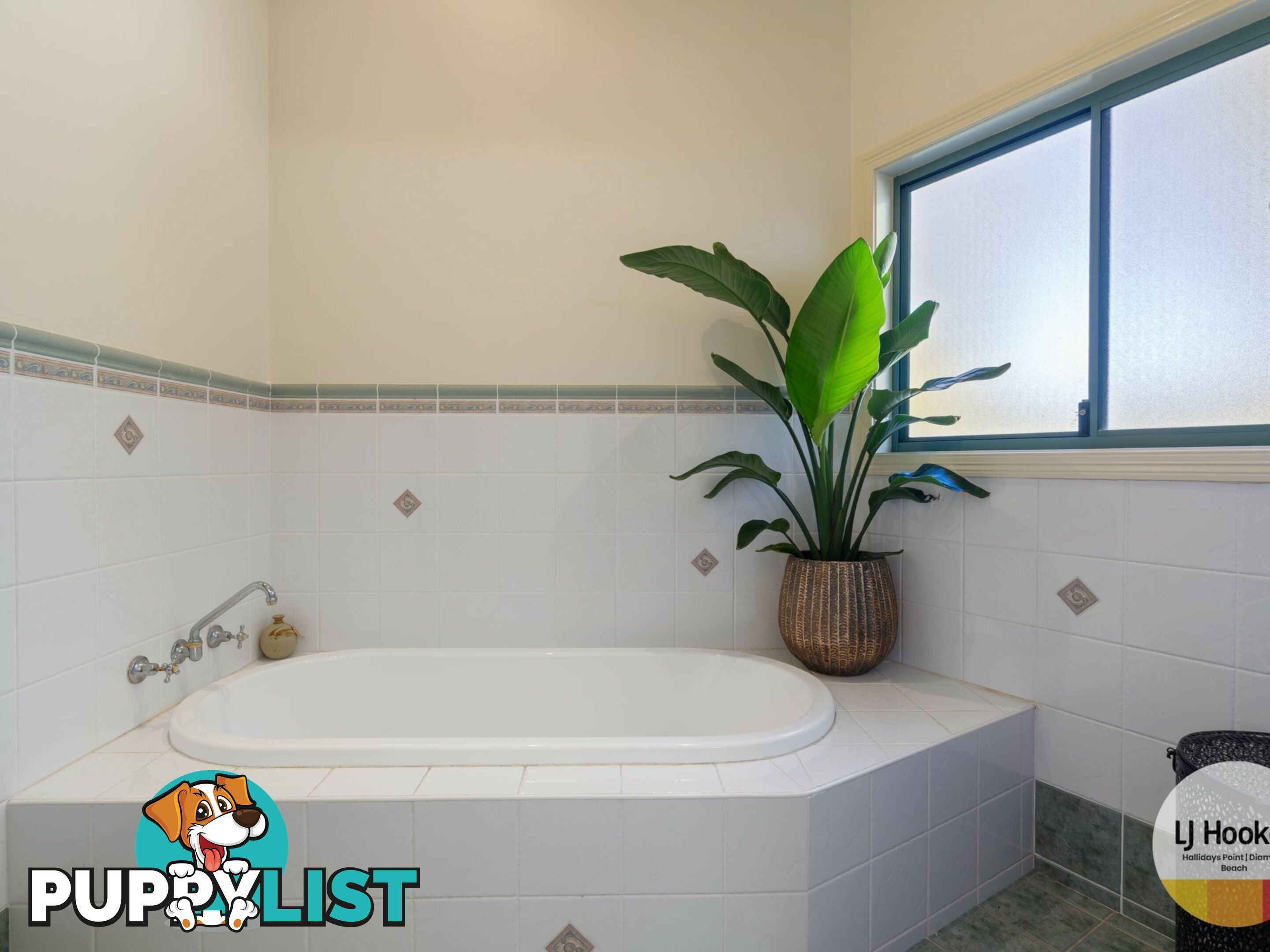 18 Hilltop Parkway TALLWOODS VILLAGE NSW 2430