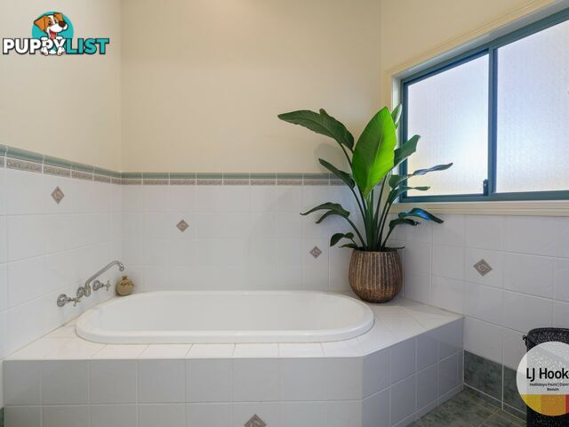 18 Hilltop Parkway TALLWOODS VILLAGE NSW 2430