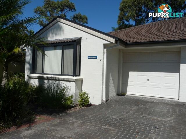 9/2 James Foster Drive HALLIDAYS POINT NSW 2430