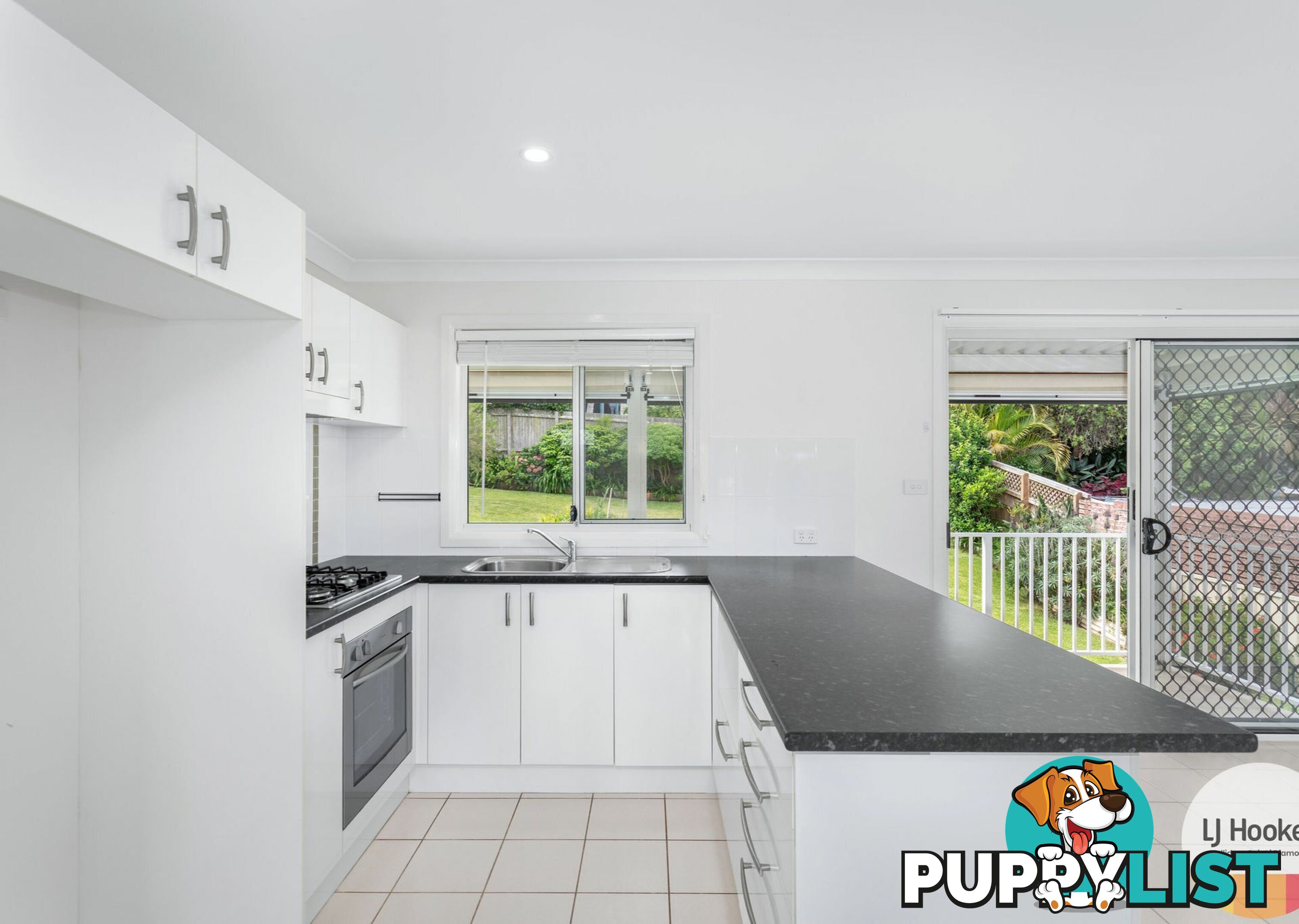 8 Hope Street RED HEAD NSW 2430