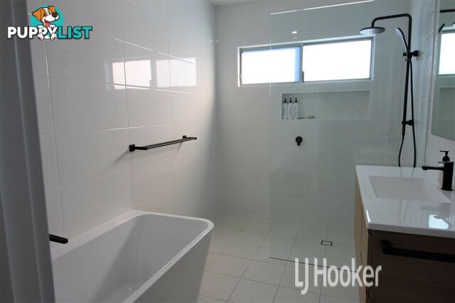 33 Cottesloe Circuit RED HEAD NSW 2430