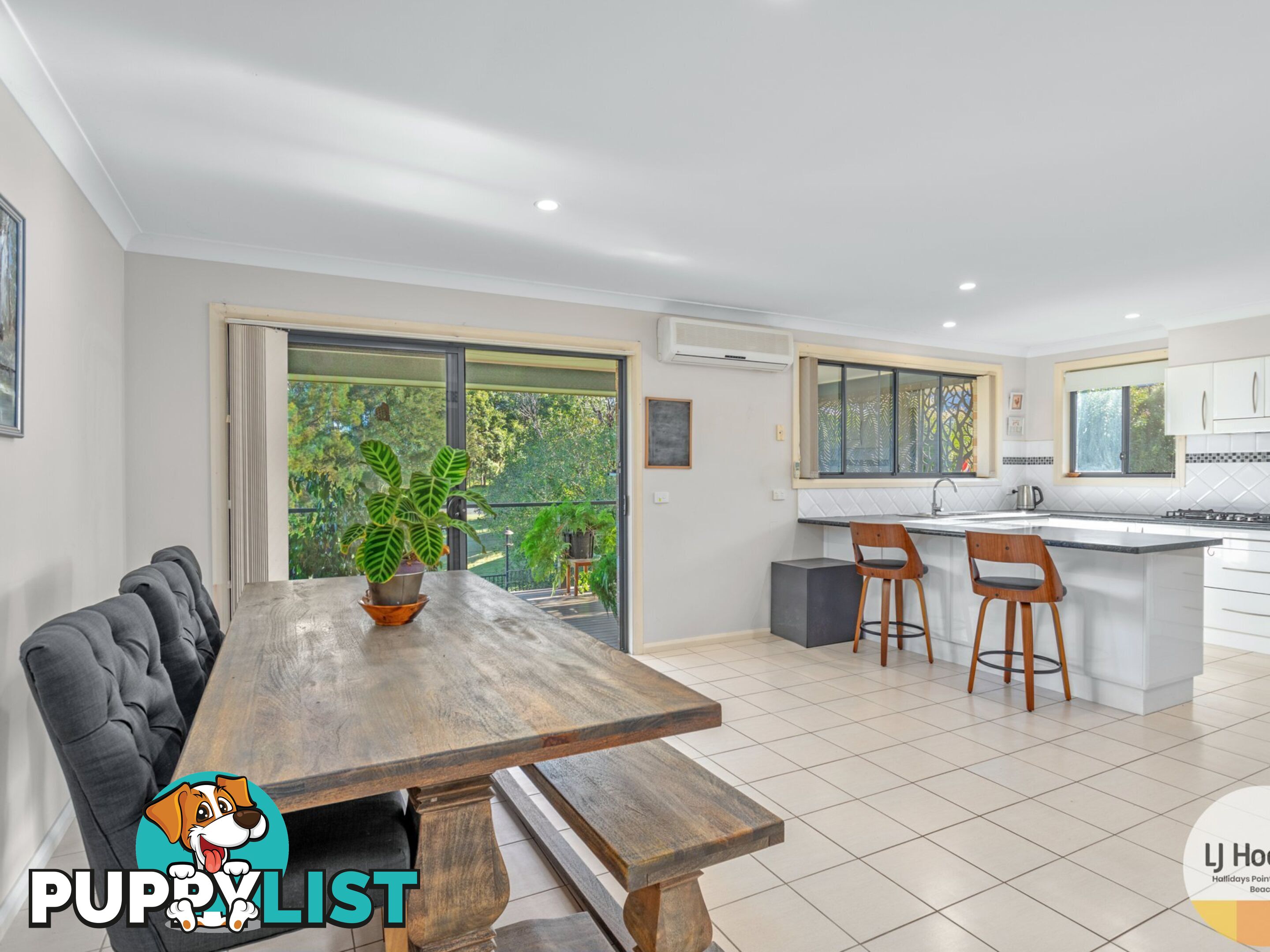 9 Barber Close TALLWOODS VILLAGE NSW 2430