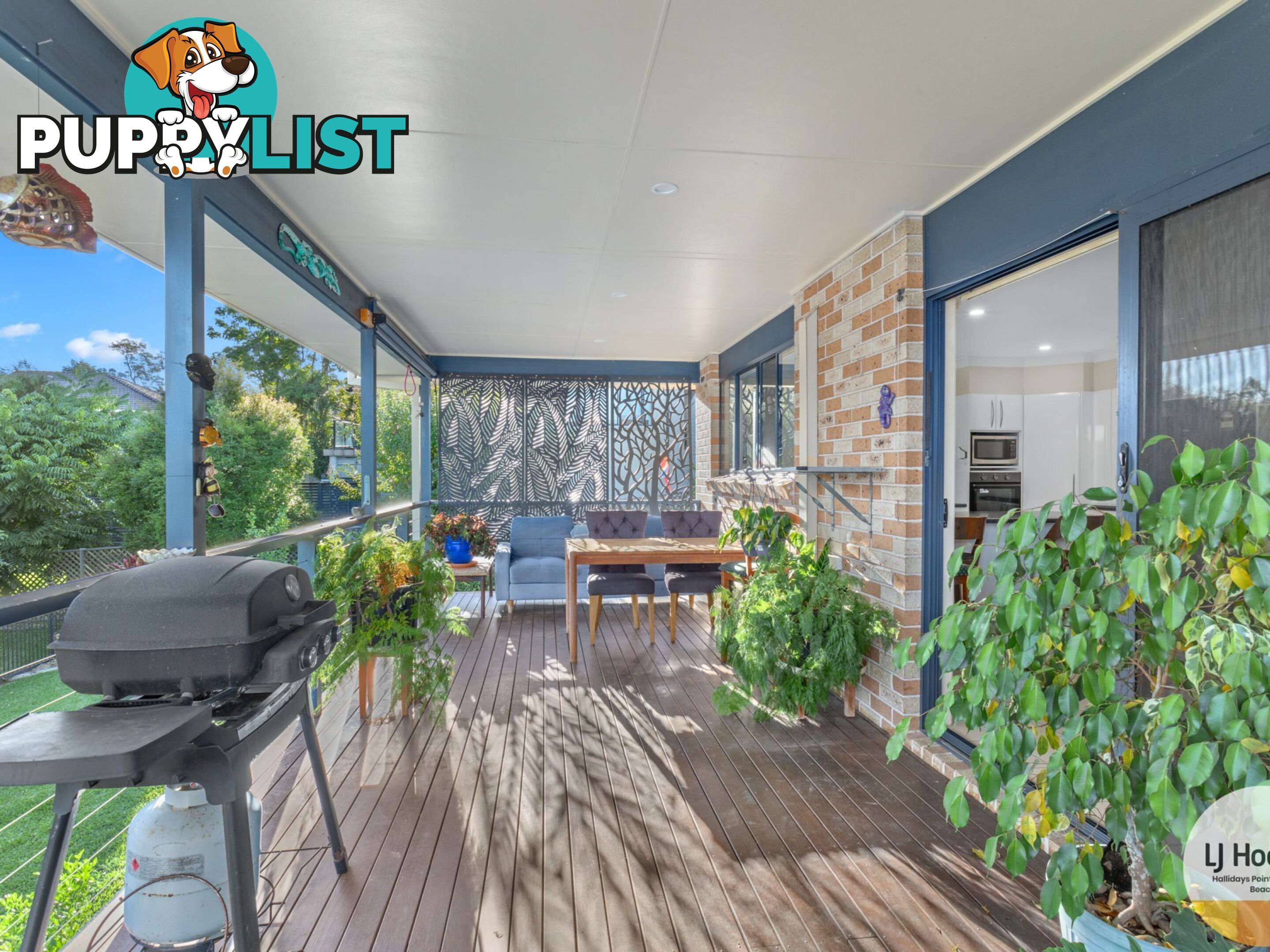 9 Barber Close TALLWOODS VILLAGE NSW 2430
