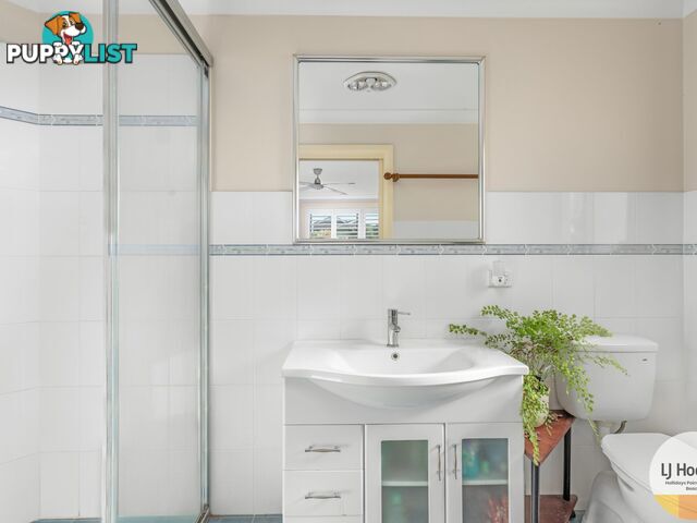 9 Barber Close TALLWOODS VILLAGE NSW 2430