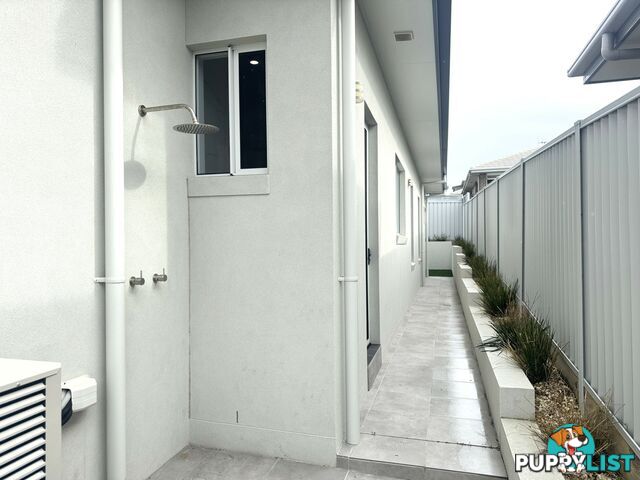 27 Shores Crescent DIAMOND BEACH NSW 2430