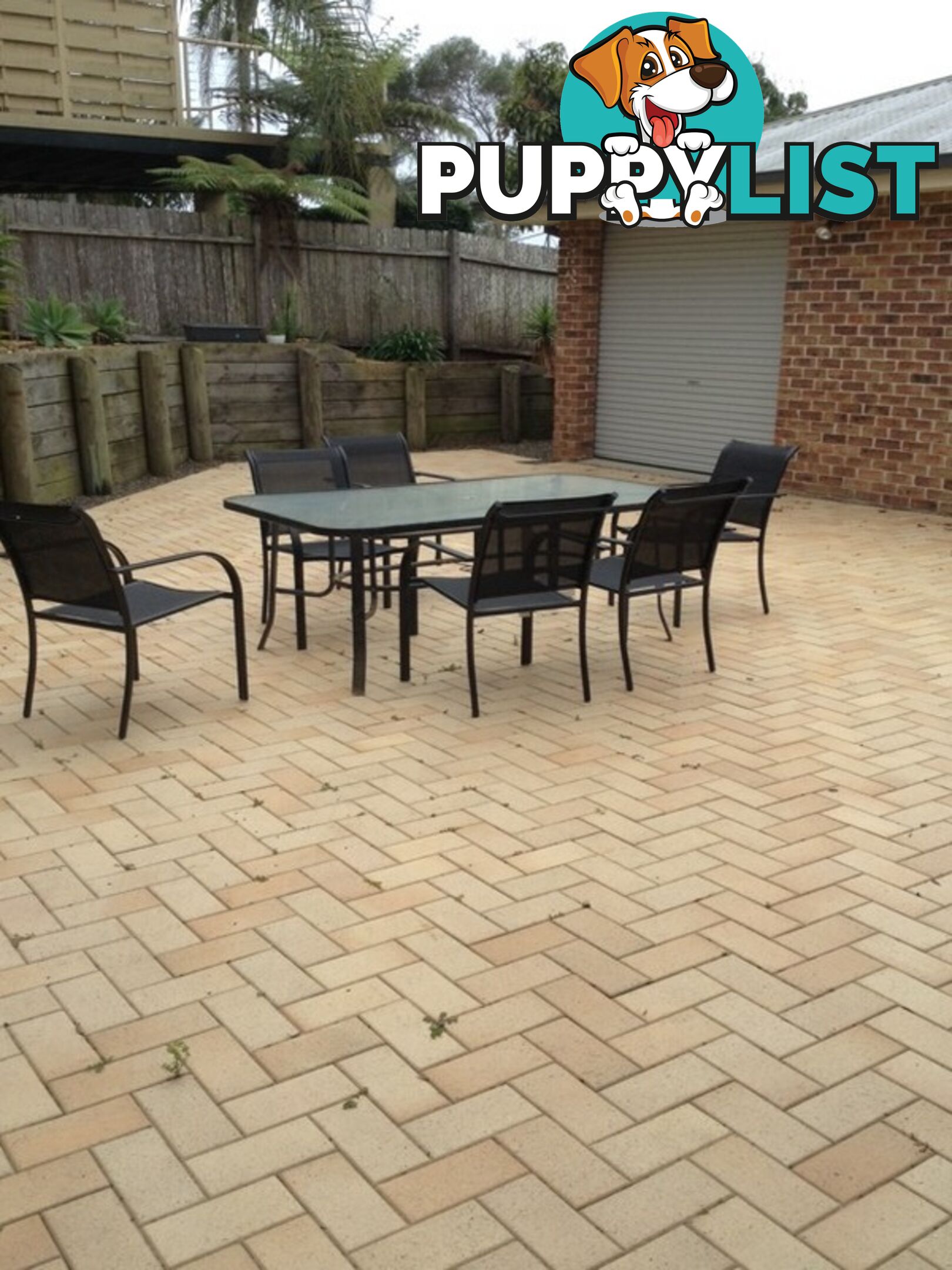 2 Hope Street HALLIDAYS POINT NSW 2430