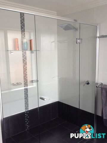 2 Hope Street HALLIDAYS POINT NSW 2430