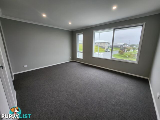 13 Fantail Rise DIAMOND BEACH NSW 2430