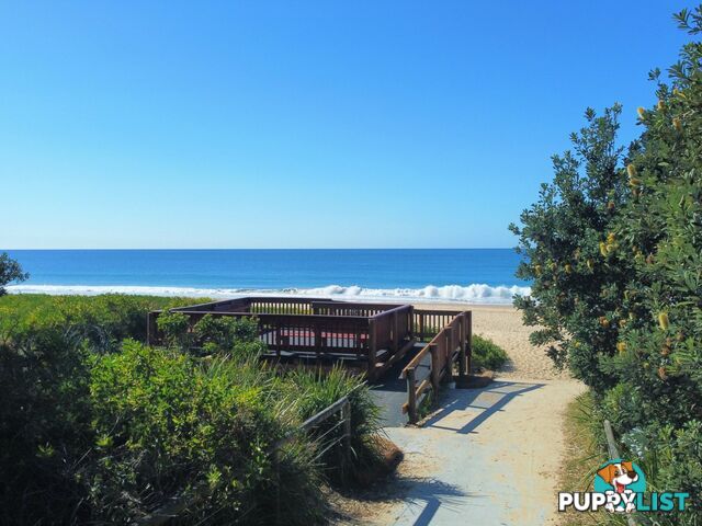 Unit 2/24 Jubilee Parade HALLIDAYS POINT NSW 2430