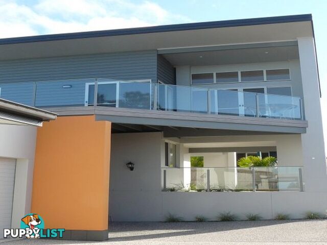 1B Pearl Place HALLIDAYS POINT NSW 2430