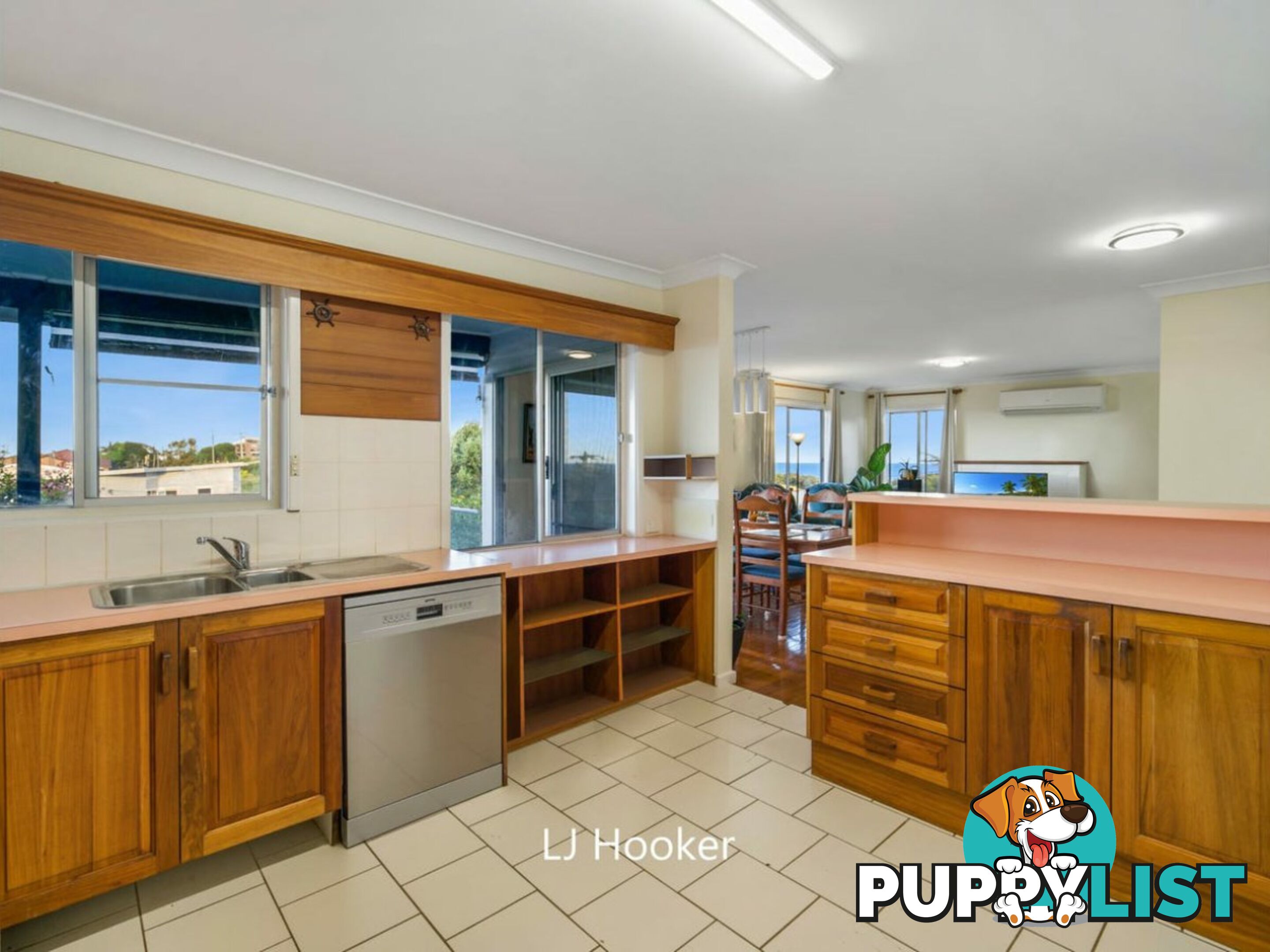 29 Surfview Ave BLACK HEAD NSW 2430