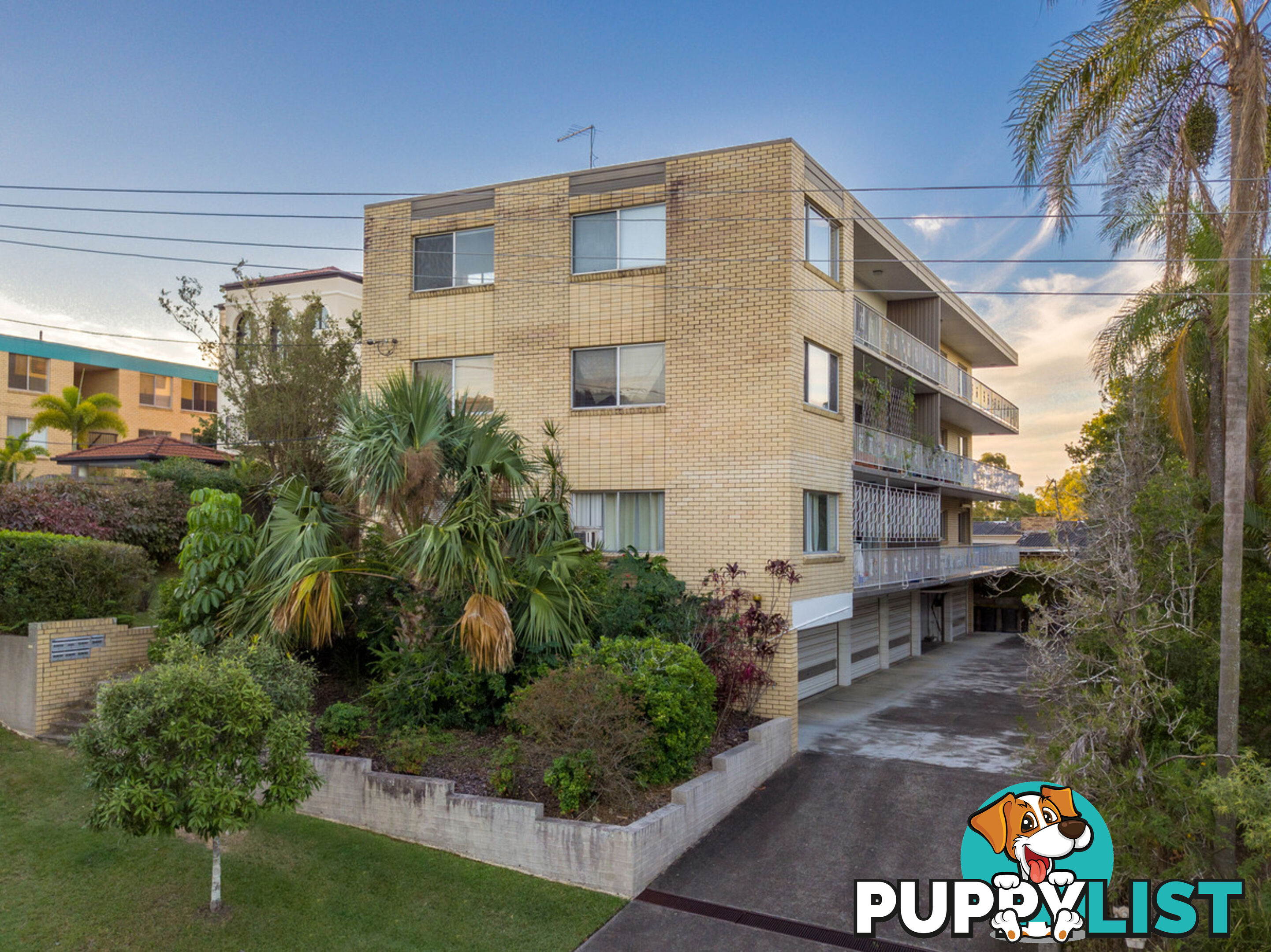 1/60 Sisley Street ST LUCIA QLD 4067