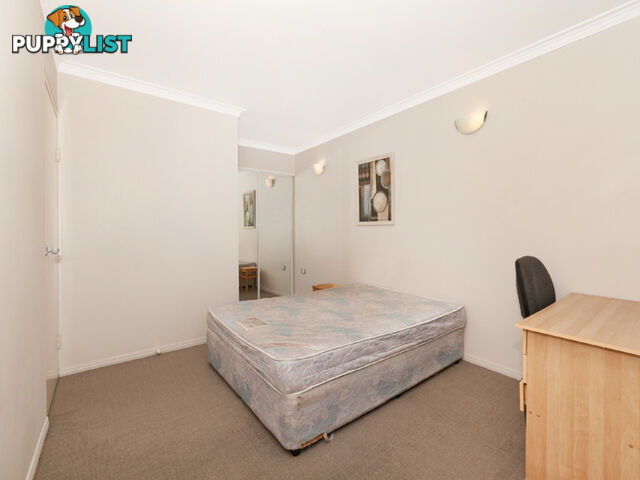 4/55 Douglas Street ST LUCIA QLD 4067