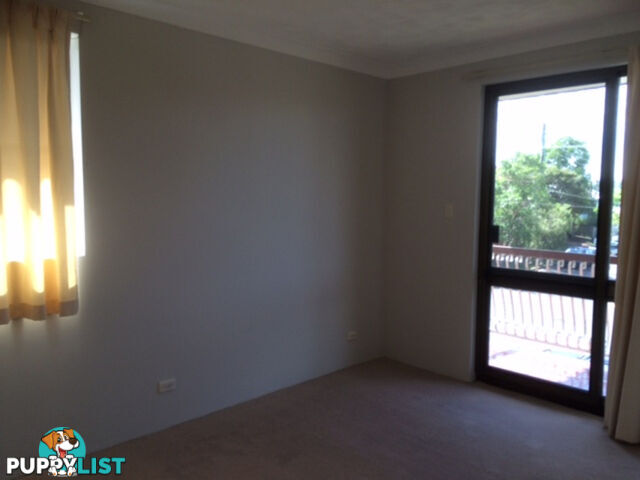 1/8 Augustus Street TOOWONG QLD 4066