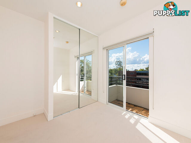 5/23 Bellevue Terrace ST LUCIA QLD 4067