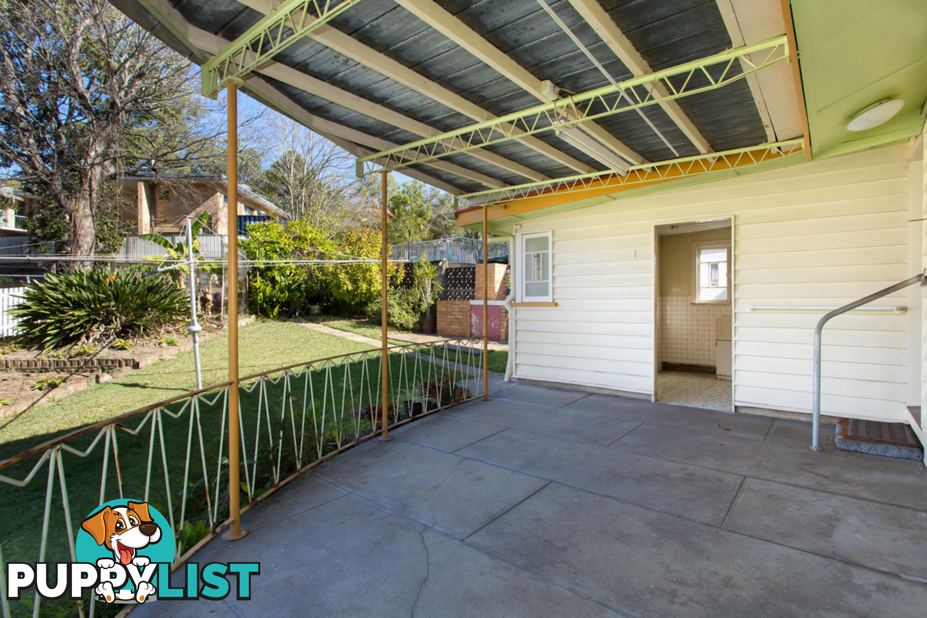 8 Union Street TARINGA QLD 4068